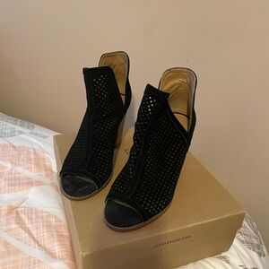 Lucky Brand open toe bootie. Black size 9.